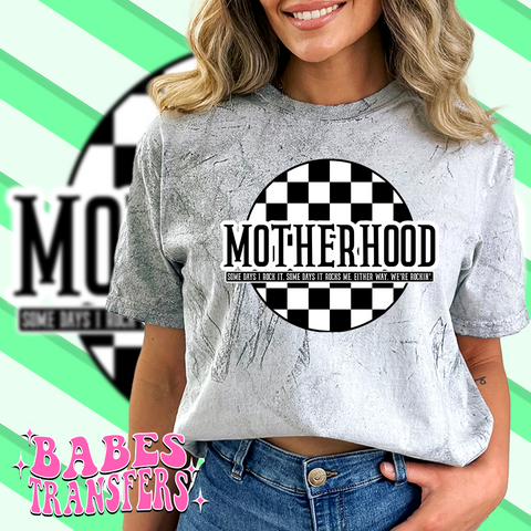 MOTHERHOOD CHECKERED